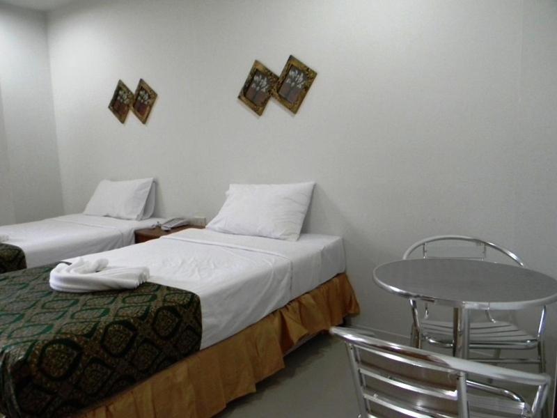 G&B Guesthouse Patong Room photo